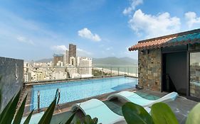 Hung Anh Hotel da Nang